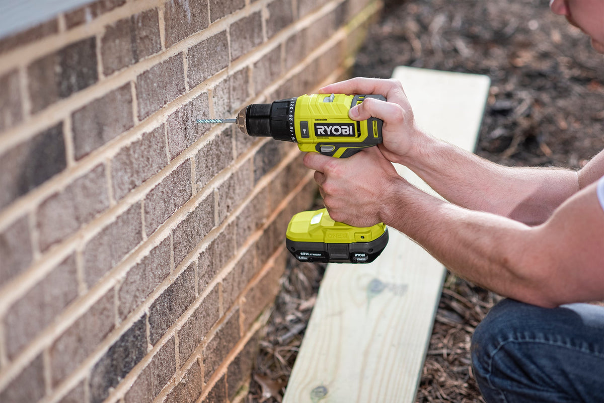 ONE+ 18V Cordless 1/2" Hammer Drill Kit image 7