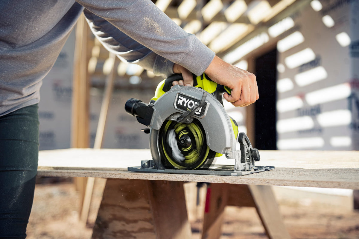 18V ONE+ HP Brushless 7-1/4" Circular Saw Image 6