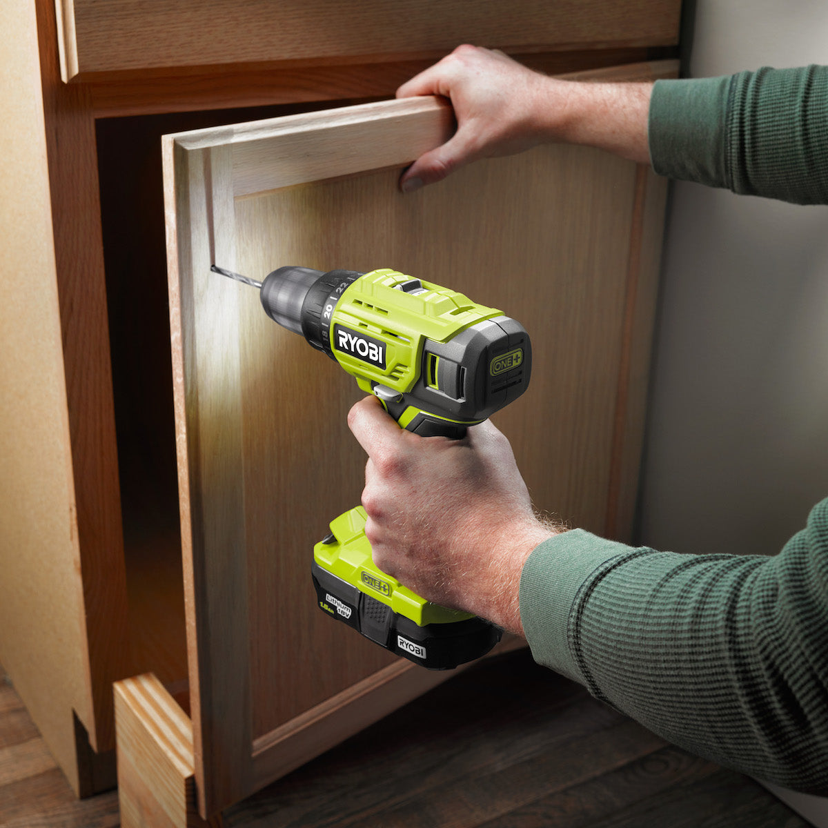 18V ONE+ 1/2" DRILL/DRIVER KIT Image 5